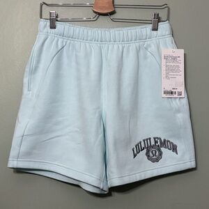 NWT - lululemon Scuba Mid-Rise Short 7" Graphic - Size Small - Mint Breeze